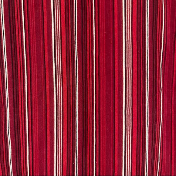 Dress Barn Blouse Red Striped Pattern Women’s Size Medium - Picture 5 of 6